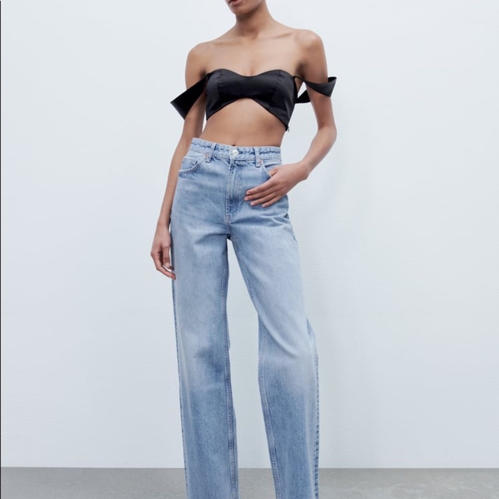 Zara high waist wide leg jeans, size 6, new